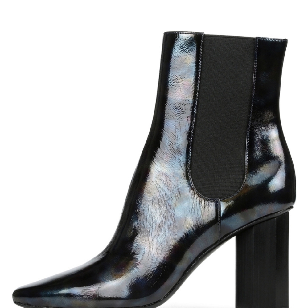 NEW Donald Pliner Laila Patent Leather Bootie